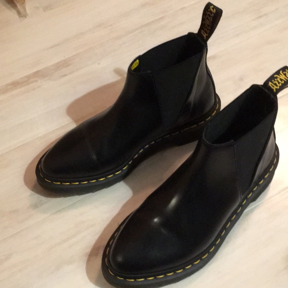 Dr Martens Bianca boots